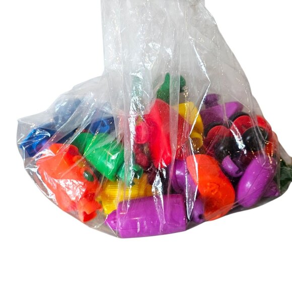 90s Y2K Fisher Price Pop Onz Building System 27 Pieces Animals Car Doors Shapes - Picture 2 of 14